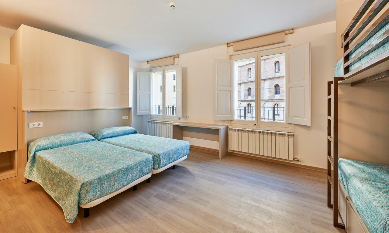 Alberg Abat Oliba Monistrol de Montserrat Exterior photo Hostel room in Madrid, Spain